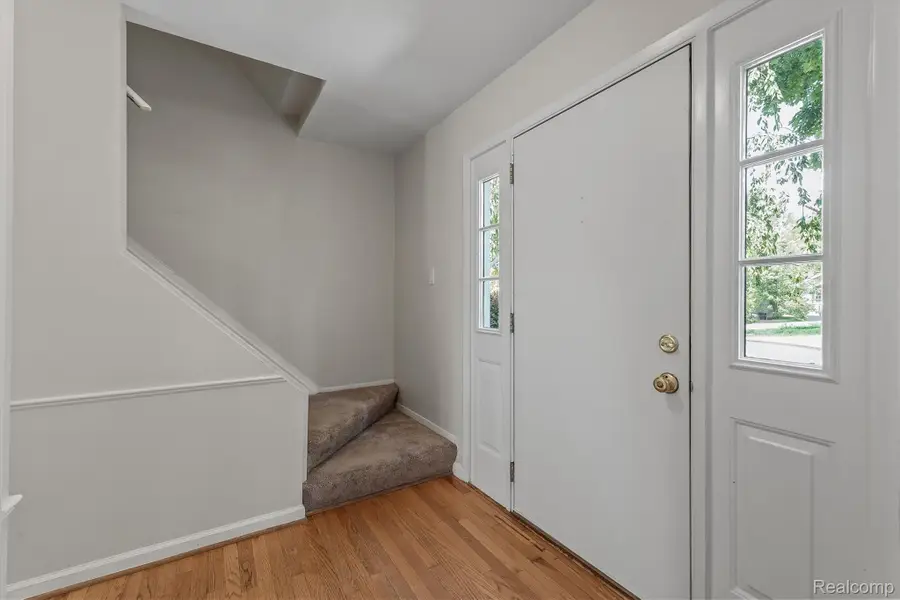 16249 Birwood Avenue, Beverly Hills, MI 48025 - #3