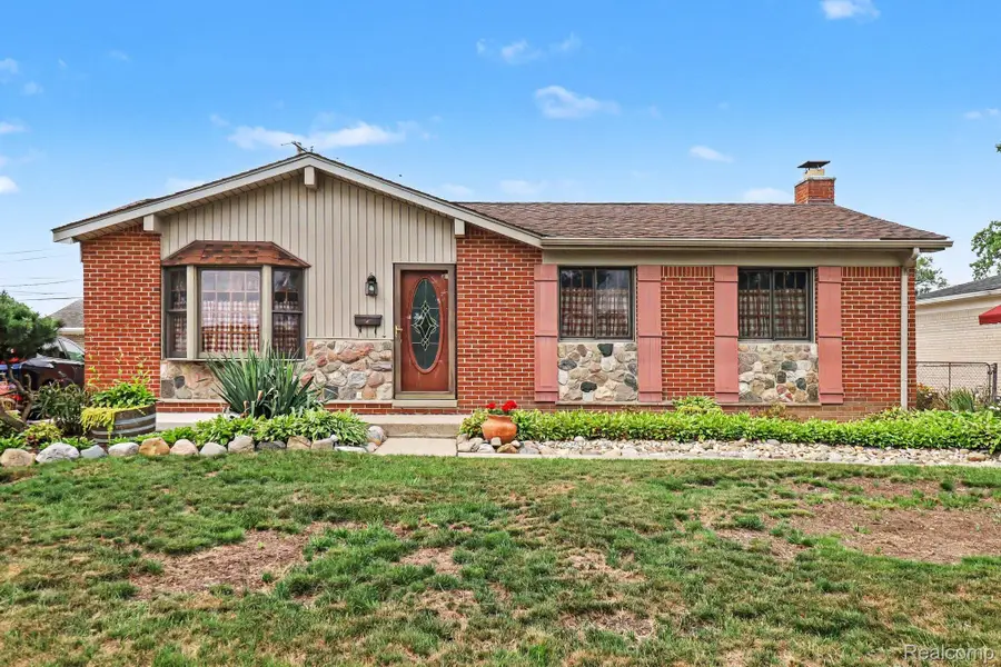 14411 Hix Street, Livonia, MI 48154 - #2