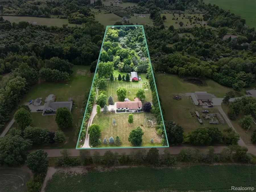 11342 Morrish Road, Gaines, MI 48436 - #2