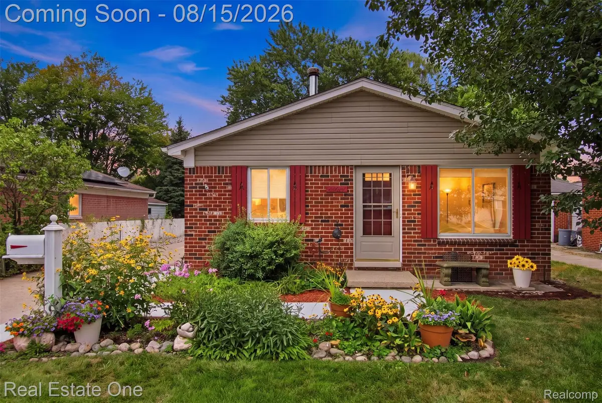28024 Vogt Street, Saint Clair Shores, MI 48081 - #1