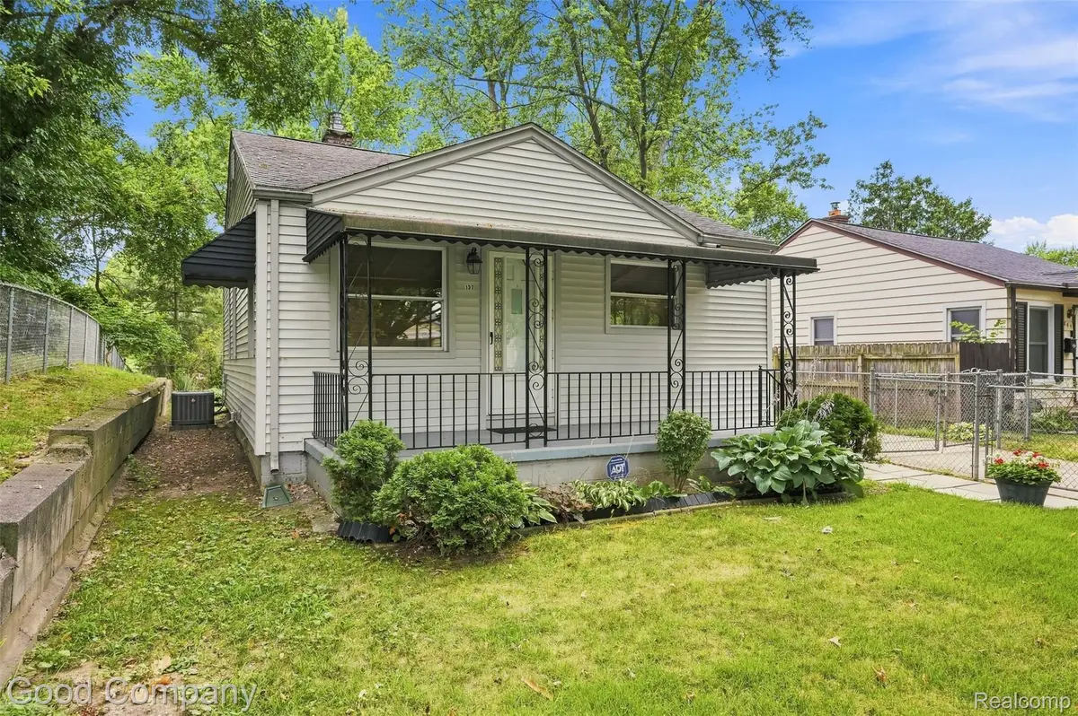137 W Longfellow Avenue, Pontiac, MI 48340 - #1