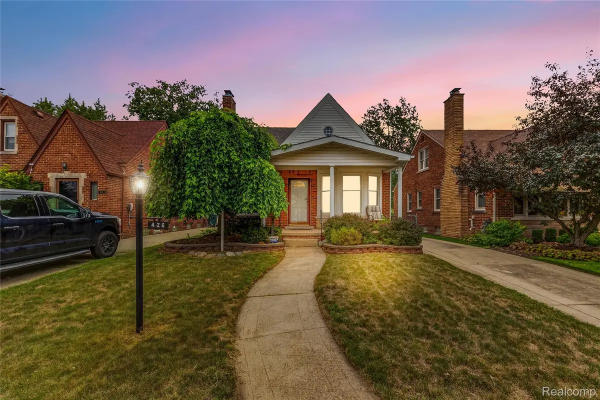 426 N Rosevere Avenue, Dearborn, MI 48128 - #1