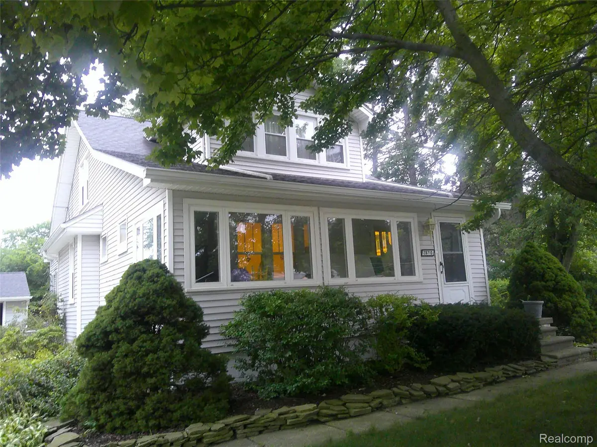 28710 Revere Avenue, Warren, MI 48092 - #1