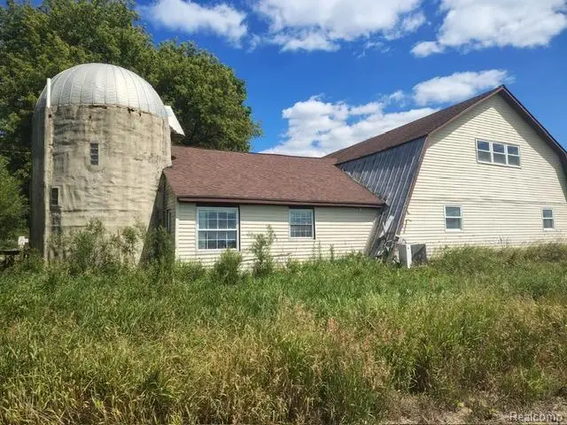 9436 E Bennington Road, Durand, MI 48429 - #1