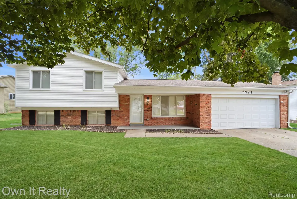 2971 Sleaford Drive, Waterford, MI 48329 - #1