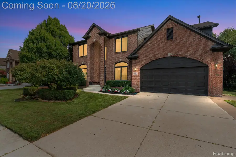 22344 Woodlake Drive, Macomb, MI 48044 - #2