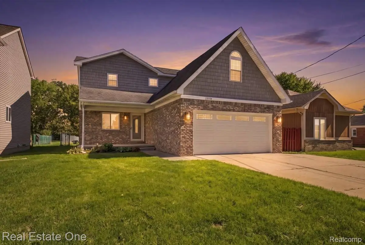 32432 Robeson Street, Saint Clair Shores, MI 48082 - #1