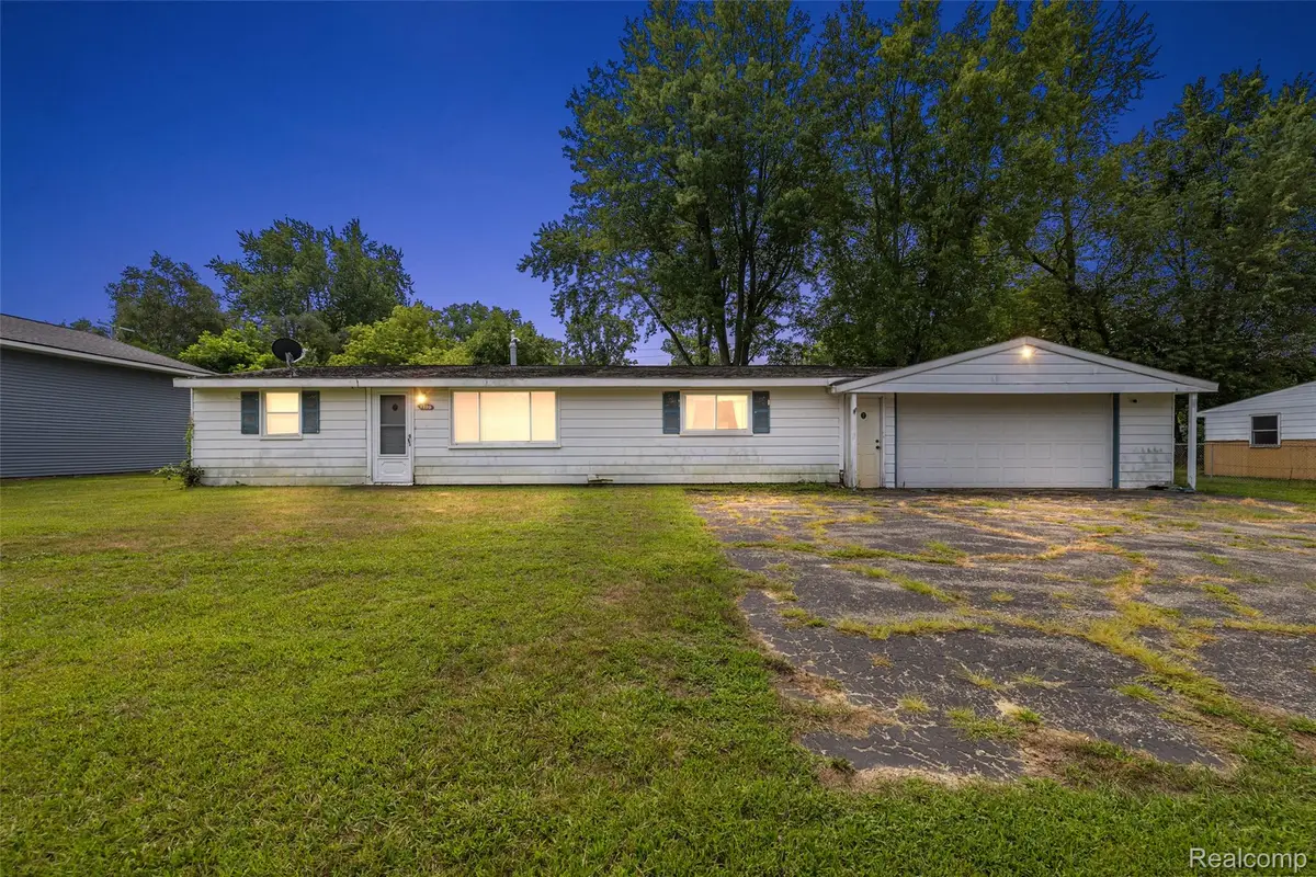 1790 Scheifle Road, Walled Lake, MI 48390 - #1