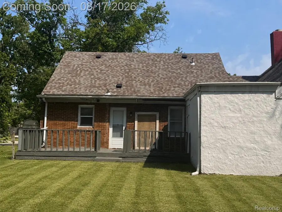 20195 Westhampton Avenue, Southfield, MI 48075 - #2