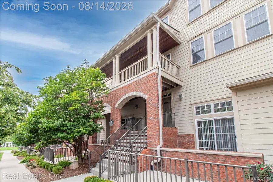 3939 Forester Boulevard, Auburn Hills, MI 48326 - #2