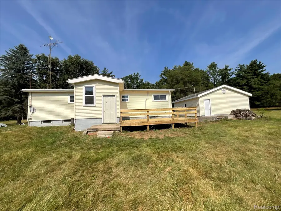 10119 Godfrey Road, Bancroft, MI 48414 - #2