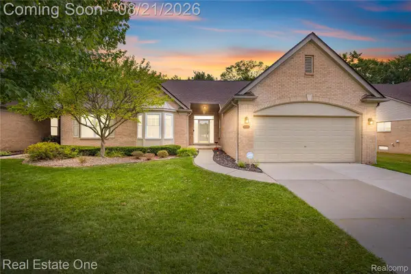 43360 Creek Drive, ClintonTownship, MI 48038
