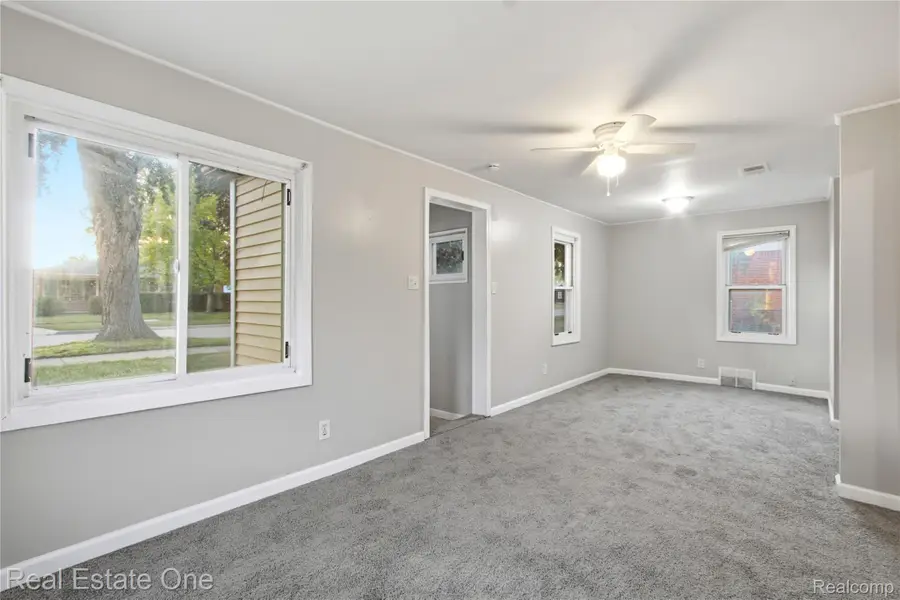 6662 N Gulley Road, Dearborn Heights, MI 48127 - #2