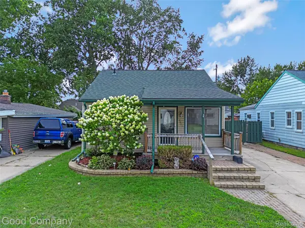 23385 Melville Avenue, HazelPark, MI 48030
