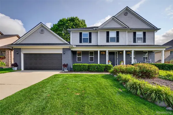 6167 Foxfire Circle Circle, Clarkston, MI 48346