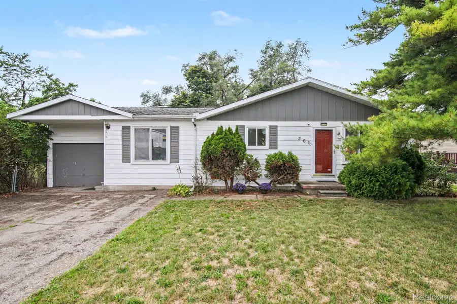 360 Woodlawn Avenue, Ypsilanti, MI 48198 - #2