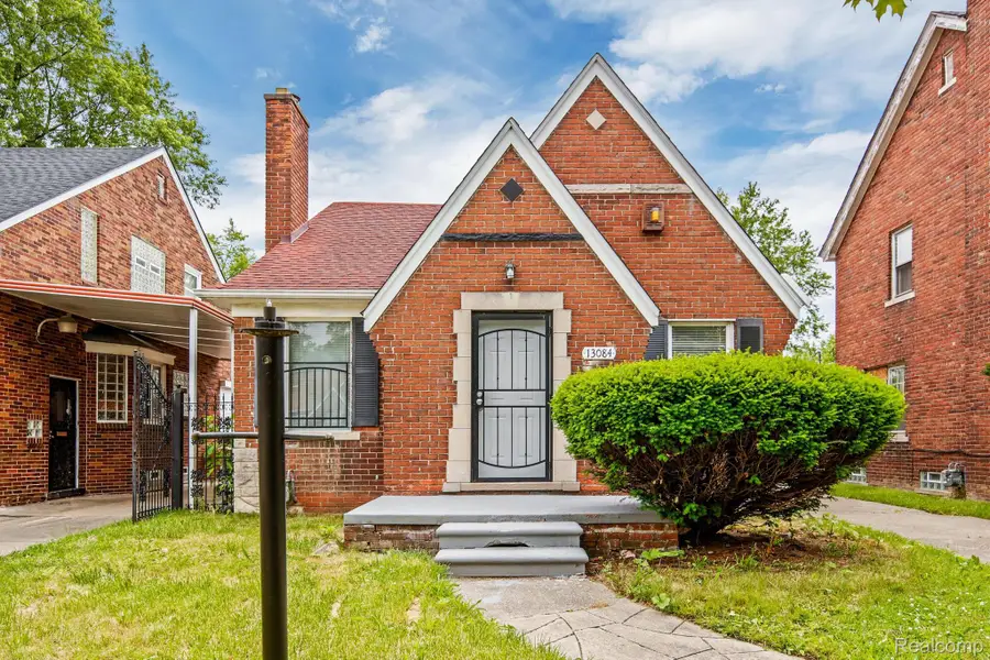13084 Corbett Street, Detroit, MI 48213 - #2