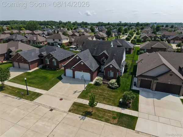 18424 Opal Drive, Macomb, MI 48042
