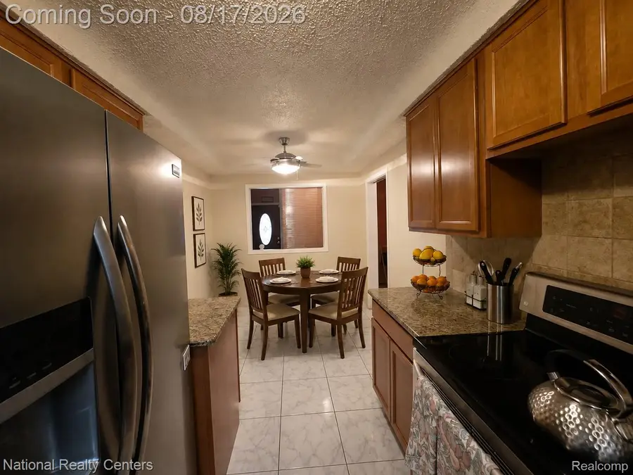 23560 Church Street, Oak Park, MI 48237 - #3