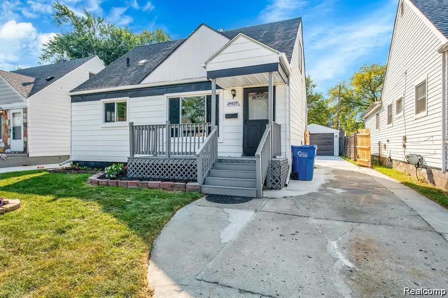 24409 Bolam Avenue, Warren, MI 48089 - #3