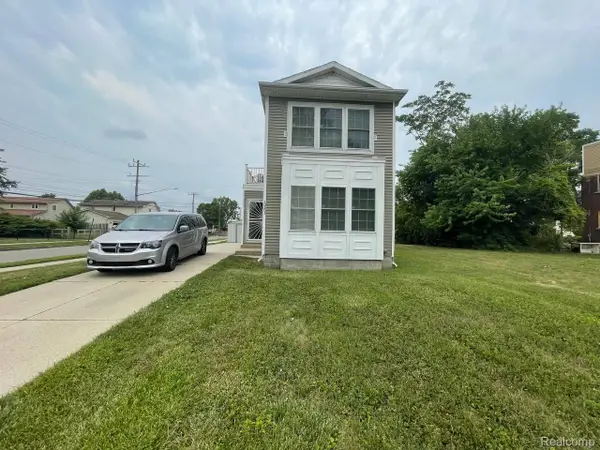 10203 Cardoni Street, Detroit, MI 48211