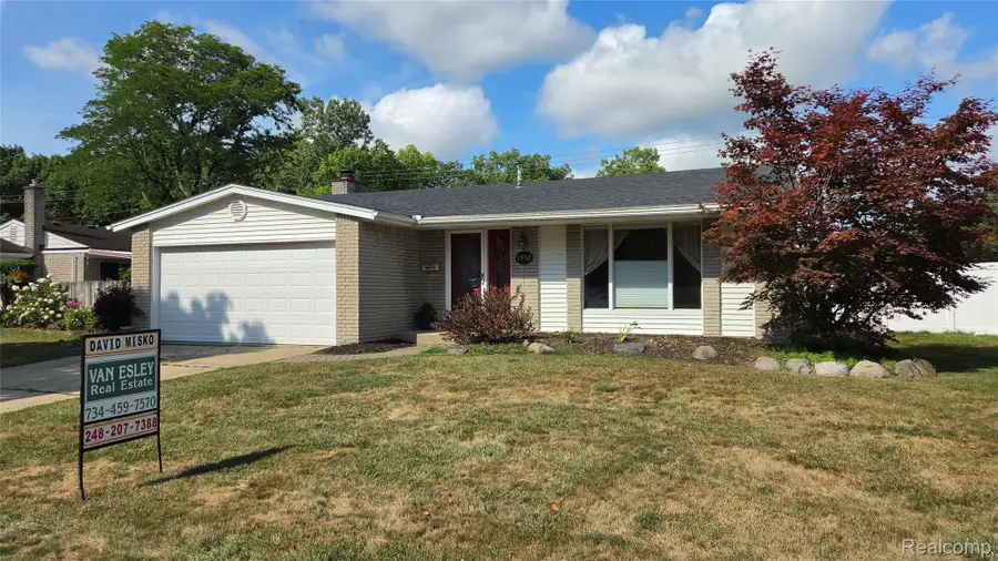 1952 S Globe Street, Westland, MI 48186 - #2