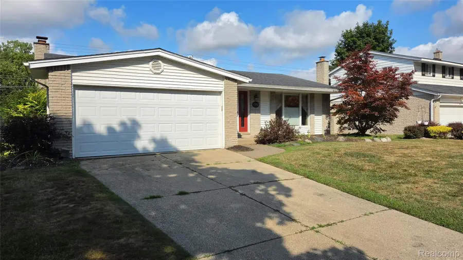 1952 S Globe Street, Westland, MI 48186 - #3