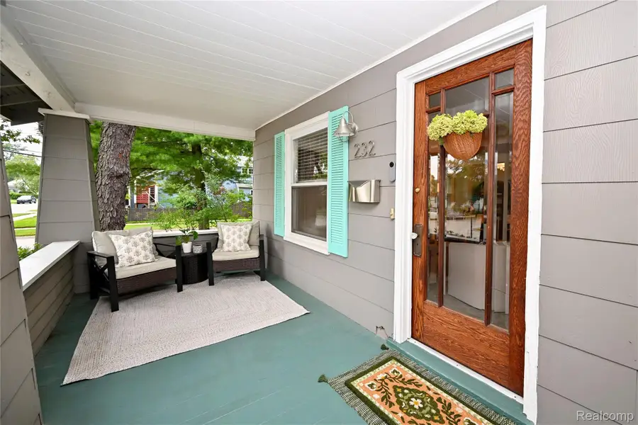 232 W Houstonia Avenue, Royal Oak, MI 48073 - #3