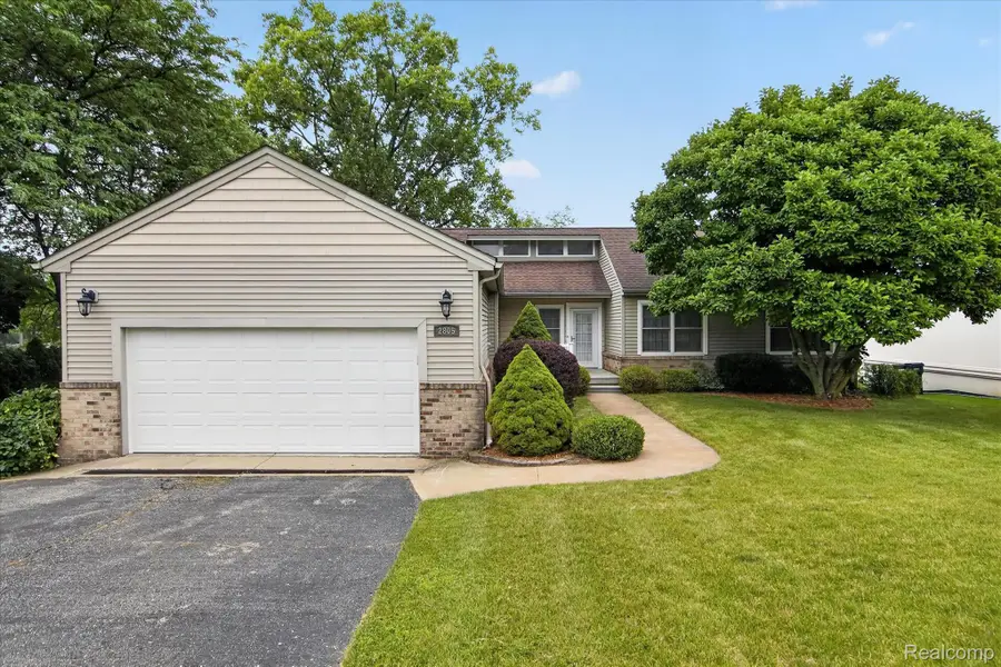 2805 Coral, Brighton, MI 48114 - #3
