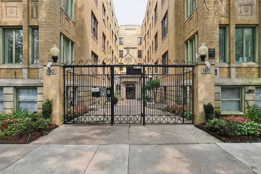 120 Seward Street #111, Detroit, MI 48202 - #2