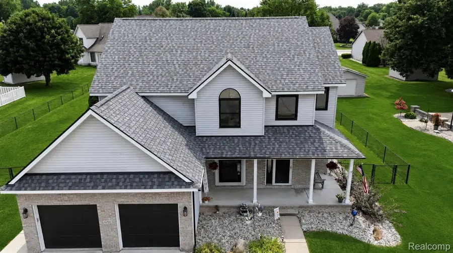 6250 Burningtree Drive, Burton, MI 48509 - #3