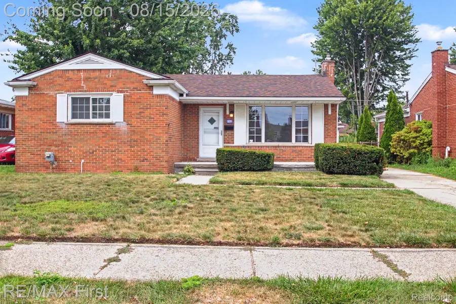 8363 Darlene Street, Warren, MI 48093 - #2