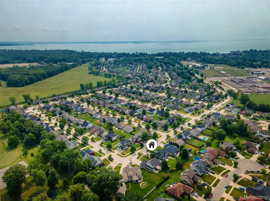 53599 Ashley Drive, New Baltimore, MI 48047 - #3