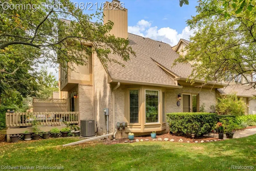 2736 Winter Garden Court, Ann Arbor, MI 48105 - #3