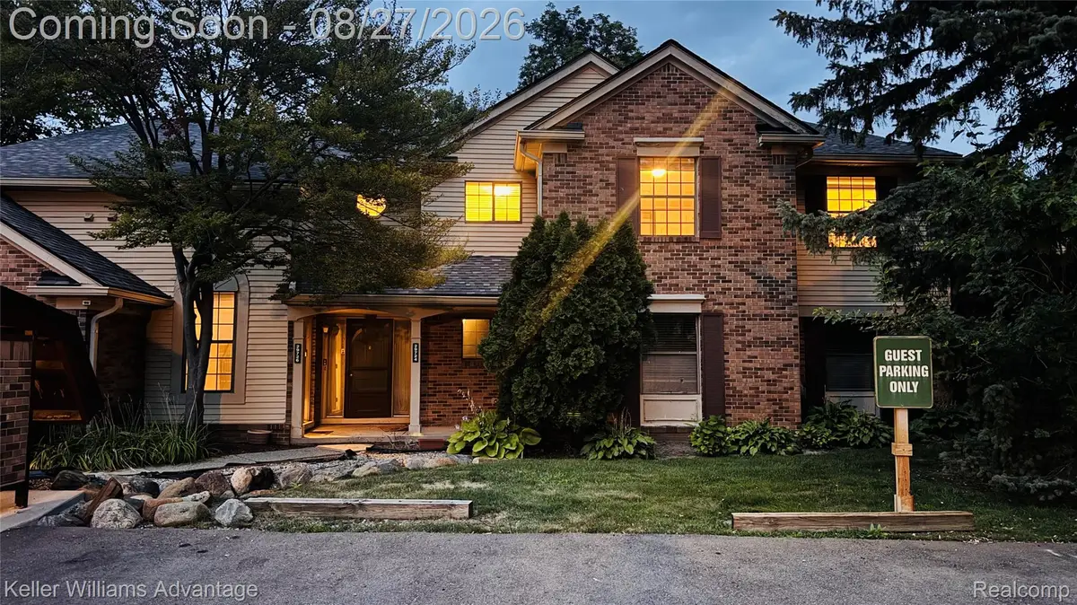 29726 Pine Ridge Circle, Farmington Hills, MI 48331 - #1
