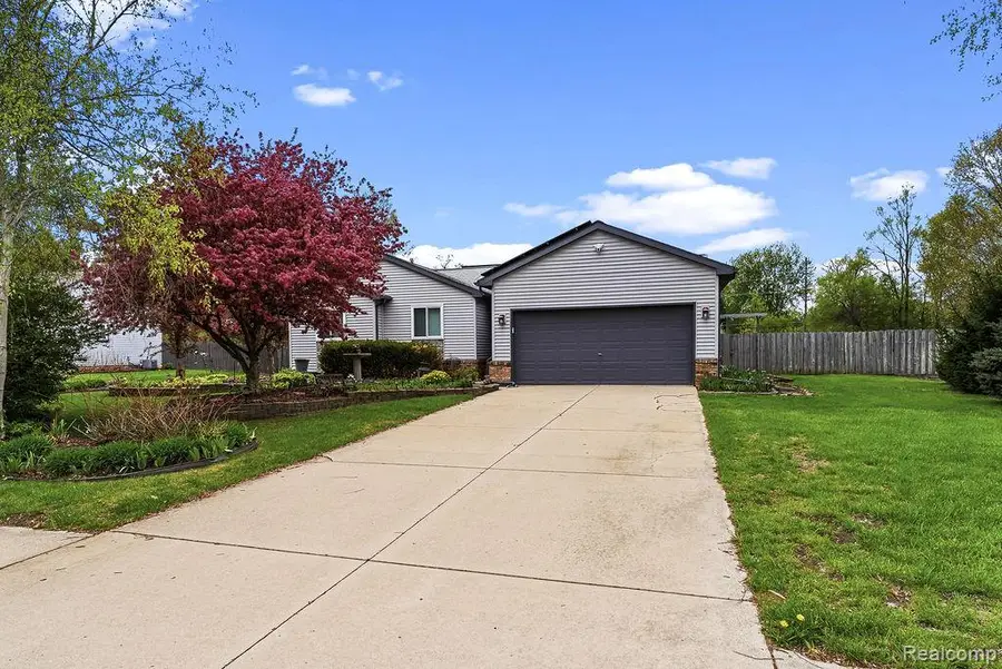 4713 Desert Bridge Court, Highland, MI 48356 - #3