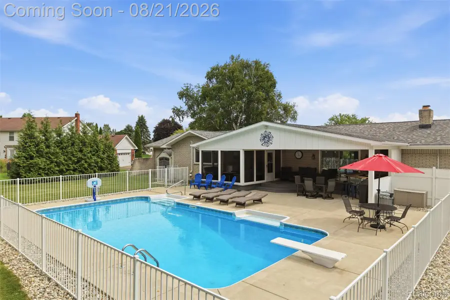 10528 Blaine Road, Brighton, MI 48114 - #2
