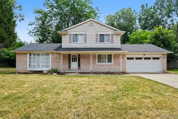 436 Dutch Mill Drive, Flushing, MI 48433