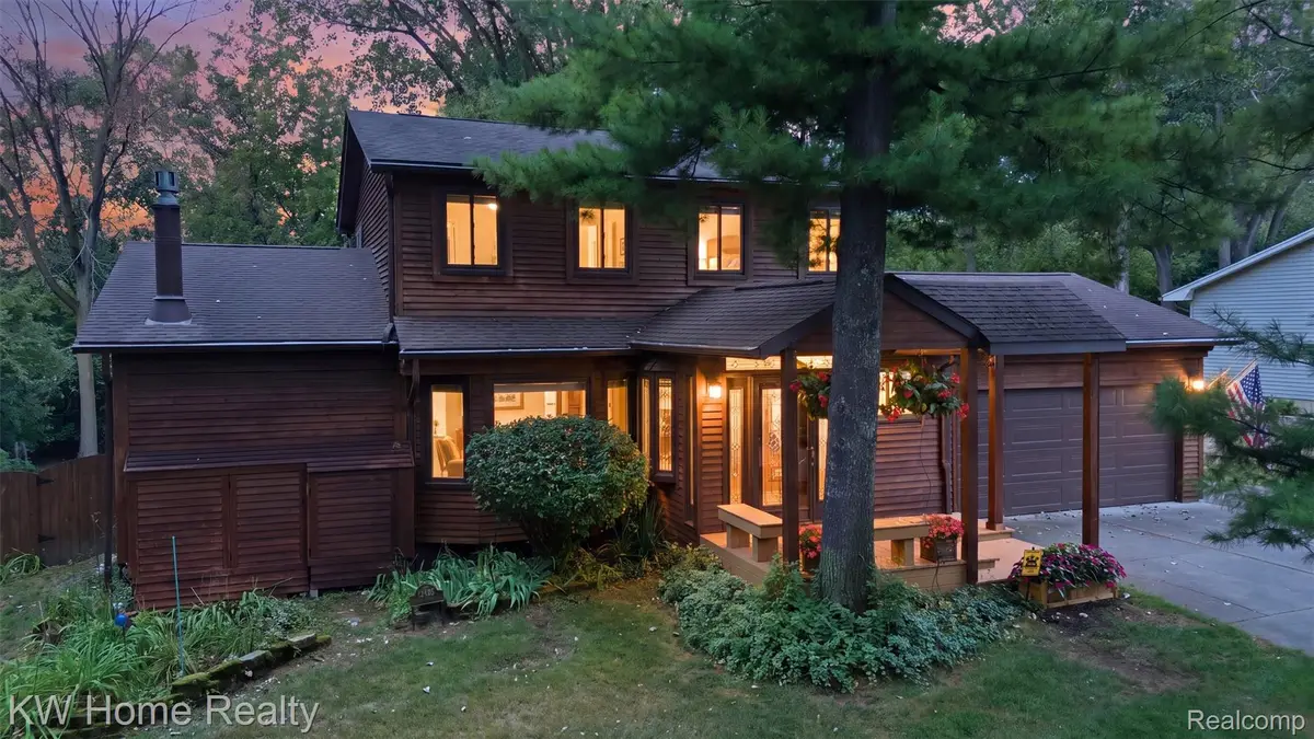 21435 Gill Road, Farmington Hills, MI 48335 - #1