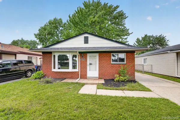 33484 Krauter Street, Westland, MI 48185