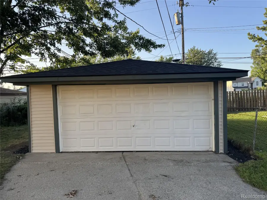 33484 Krauter Street, Westland, MI 48185 - #3