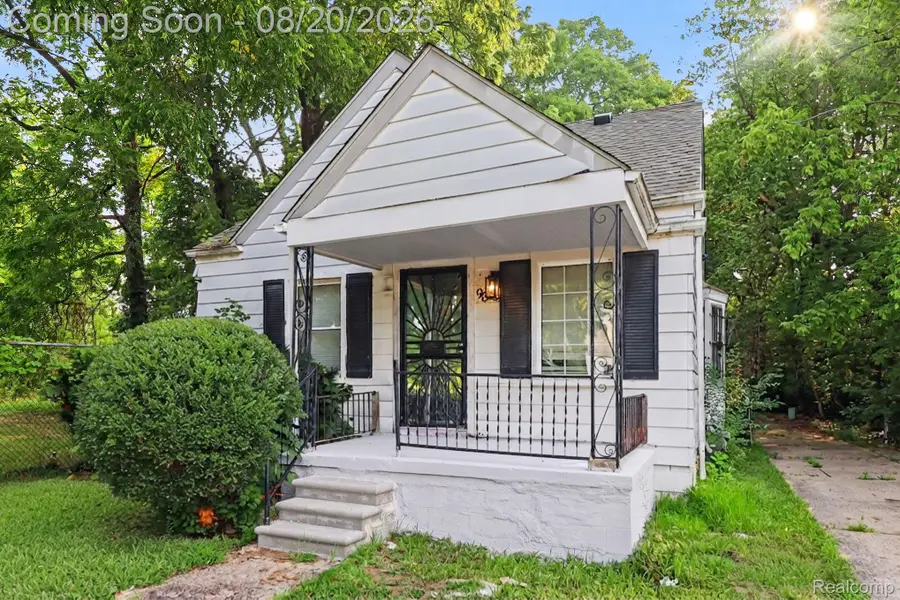 9636 Plainview Avenue, Detroit, MI 48228 - #2