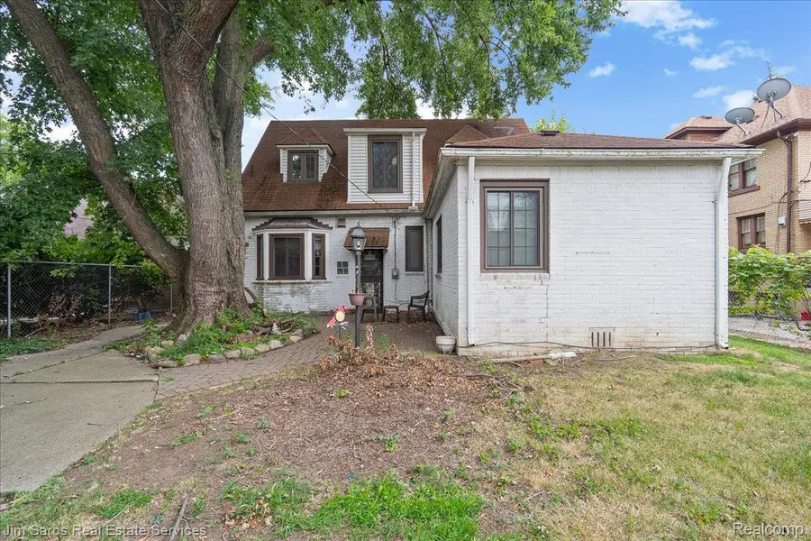 8233 E Outer Drive, Detroit, MI 48213 - #3