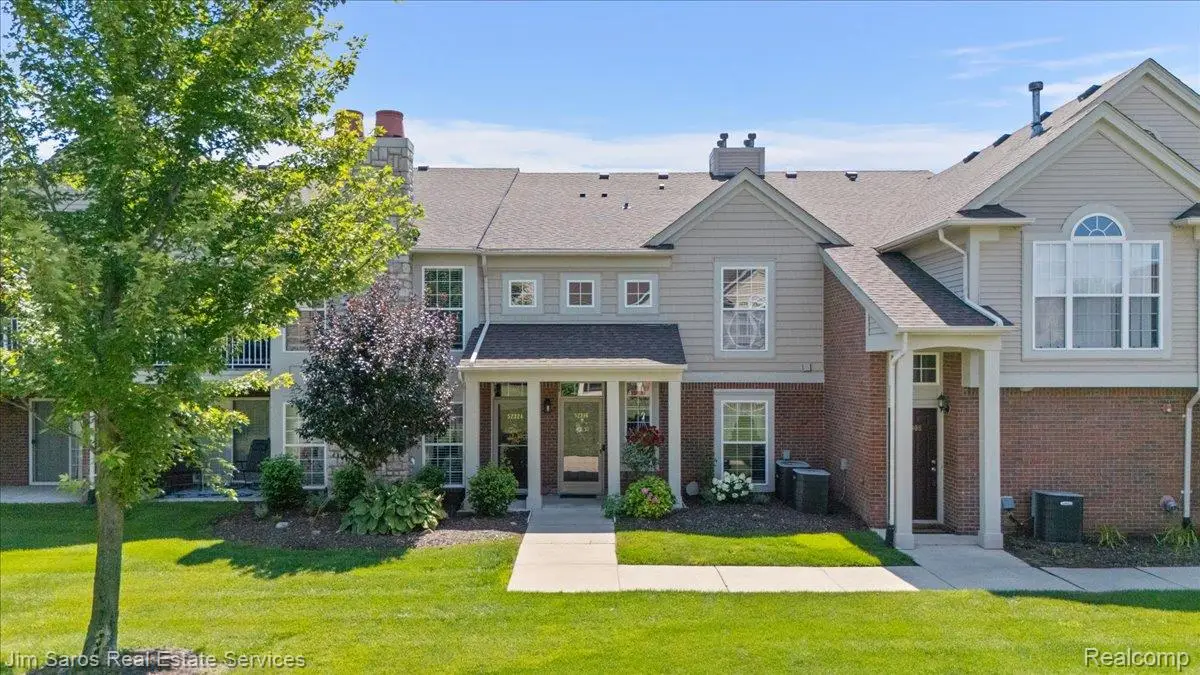 52316 Naugatuck Drive, Macomb, MI 48042 - #1