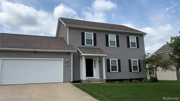 1461 Scotland Yard Drive, WalledLake, MI 48390