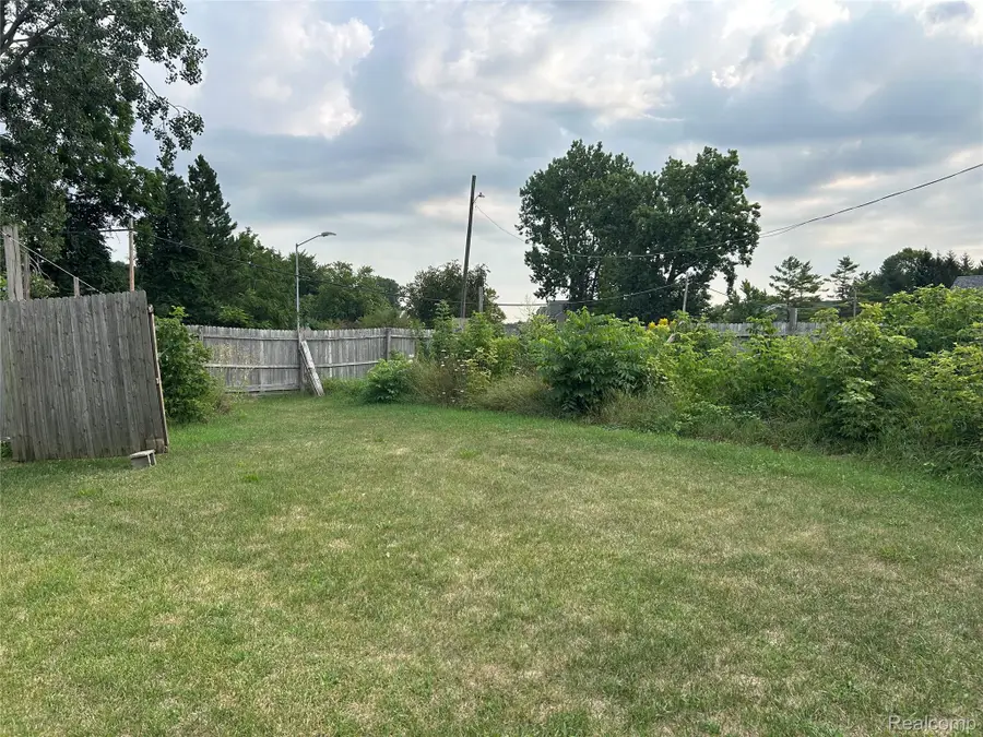 2222 Moak Street, Port Huron, MI 48060 - #3