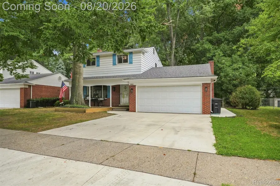 14440 Hubbard Street, Livonia, MI 48154 - #2