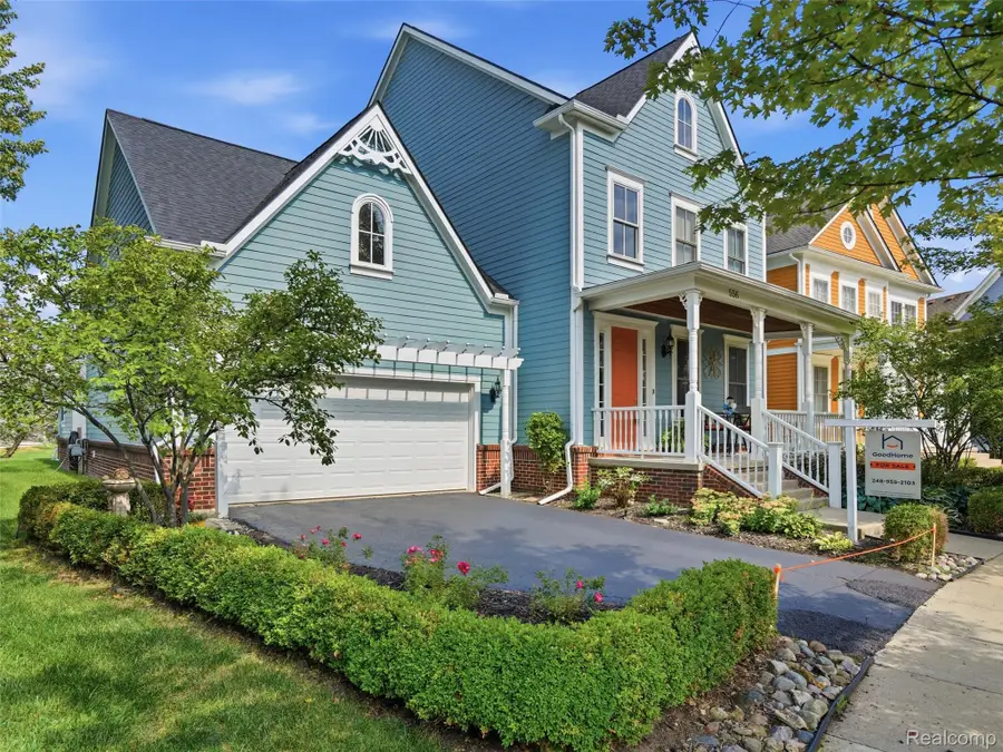 556 Mckinley Circle, Canton, MI 48188 - #2