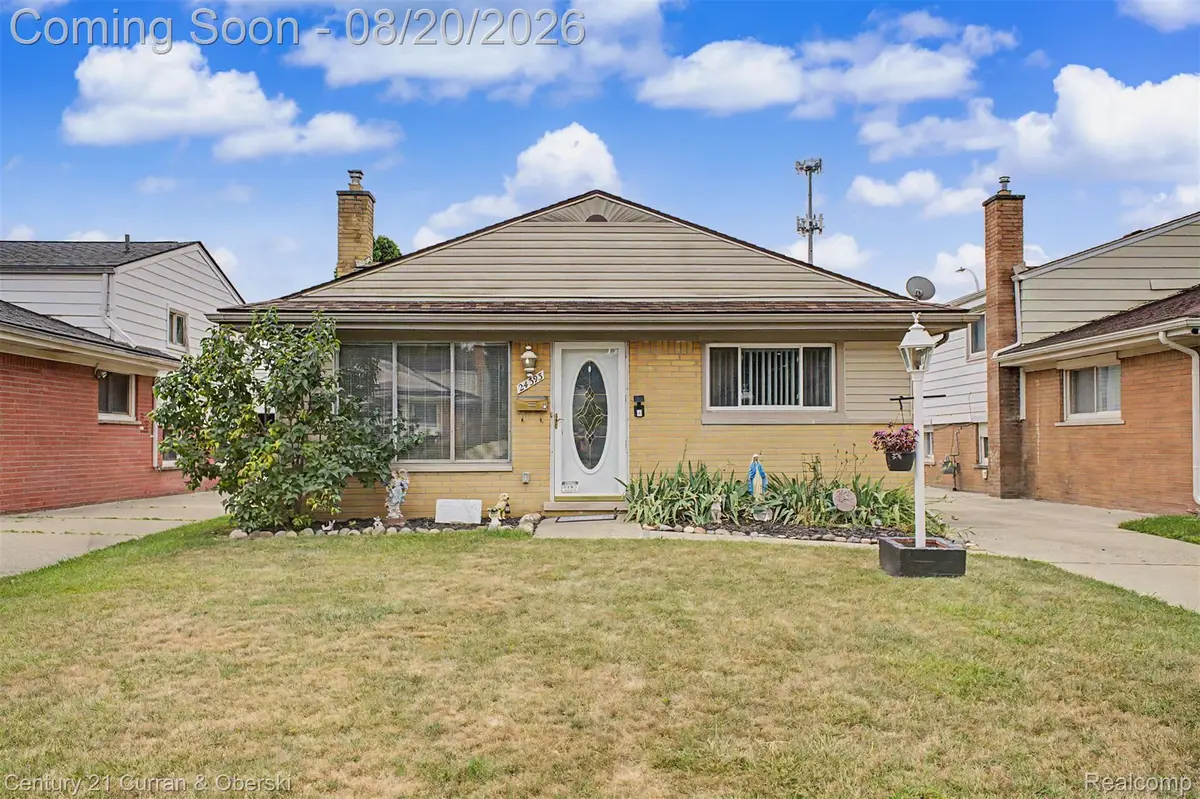 24393 Hanover Street, Dearborn Heights, MI 48125 - #1