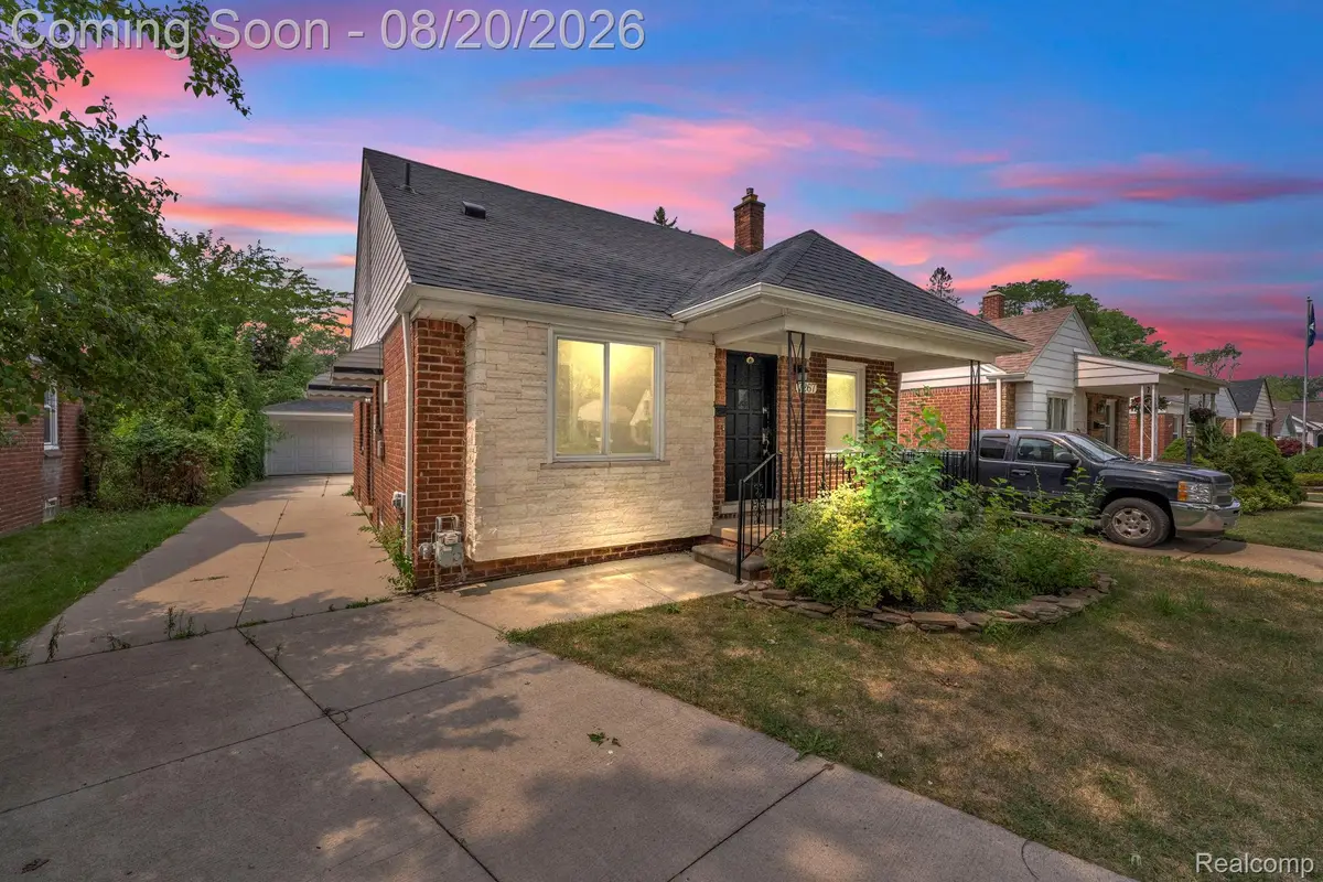 7267 Fenton Street, Dearborn Heights, MI 48127 - #1